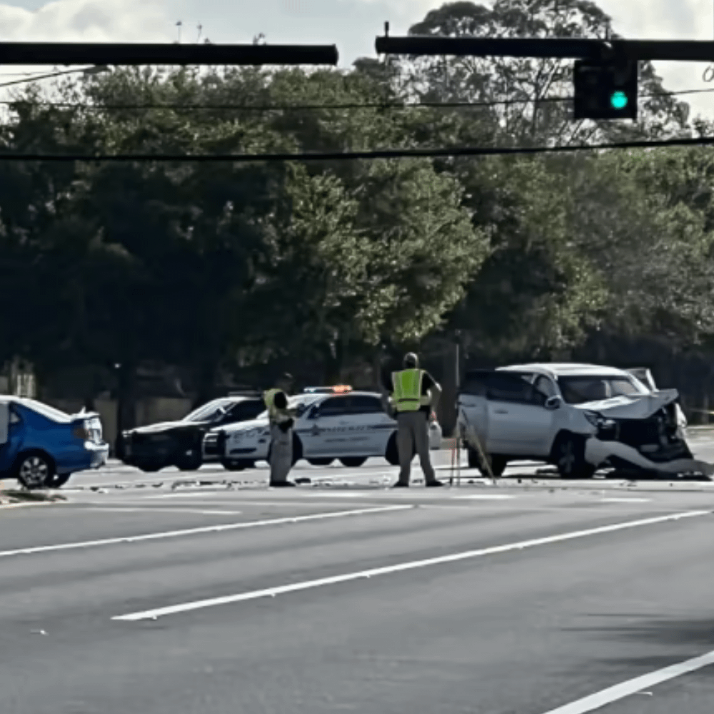 Woman Died, Kid Injured In Orlando Crash