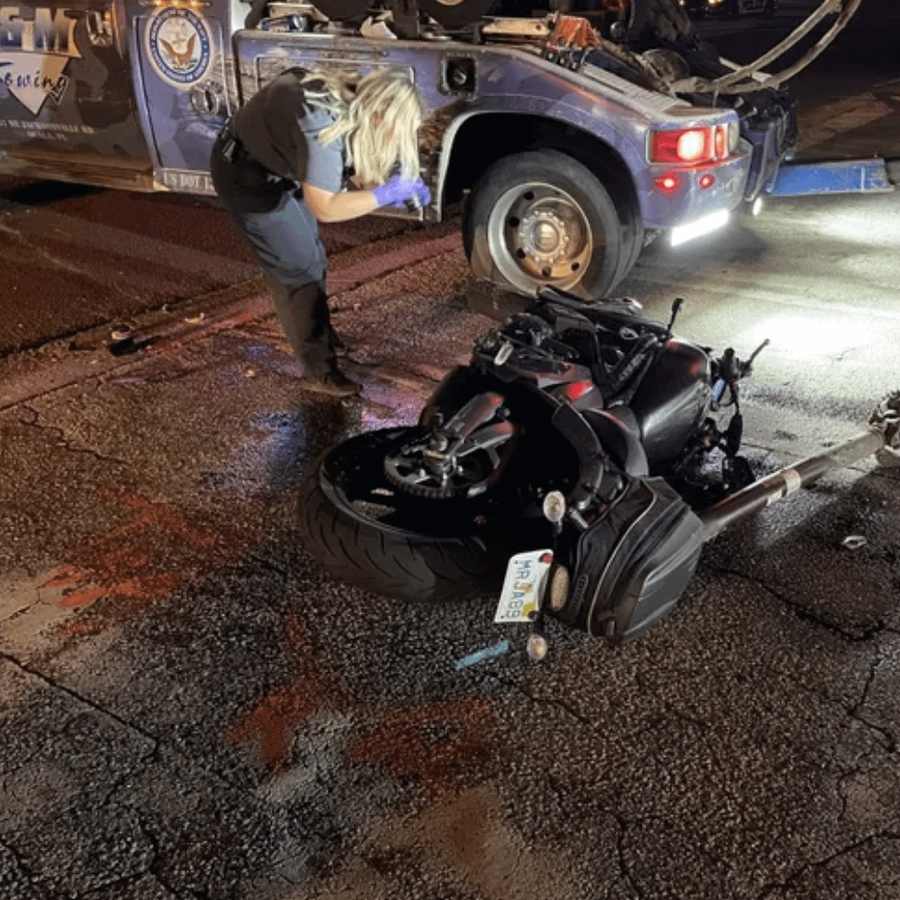 One dead in motorcycle-pickup truck collision in Ocala