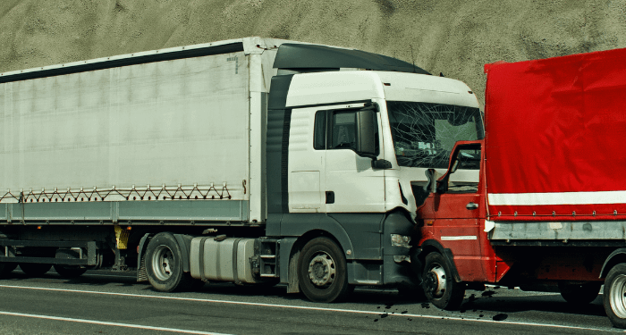 Advantages of Hiring a Truck Accident Lawyer